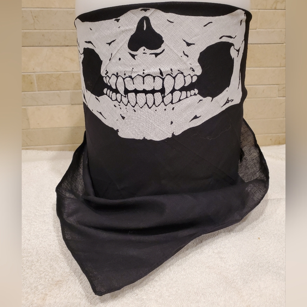 5 Pieces NEW Bandana "TIE ON" Skull Print 100% Cotton Pack Of 5